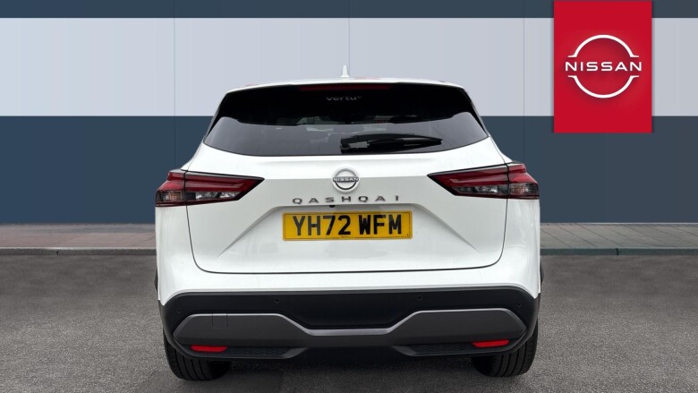 Nissan Qashqai 1.3 DiG-T MH 158 N-Connecta 5dr Xtronic Petrol Hatchback